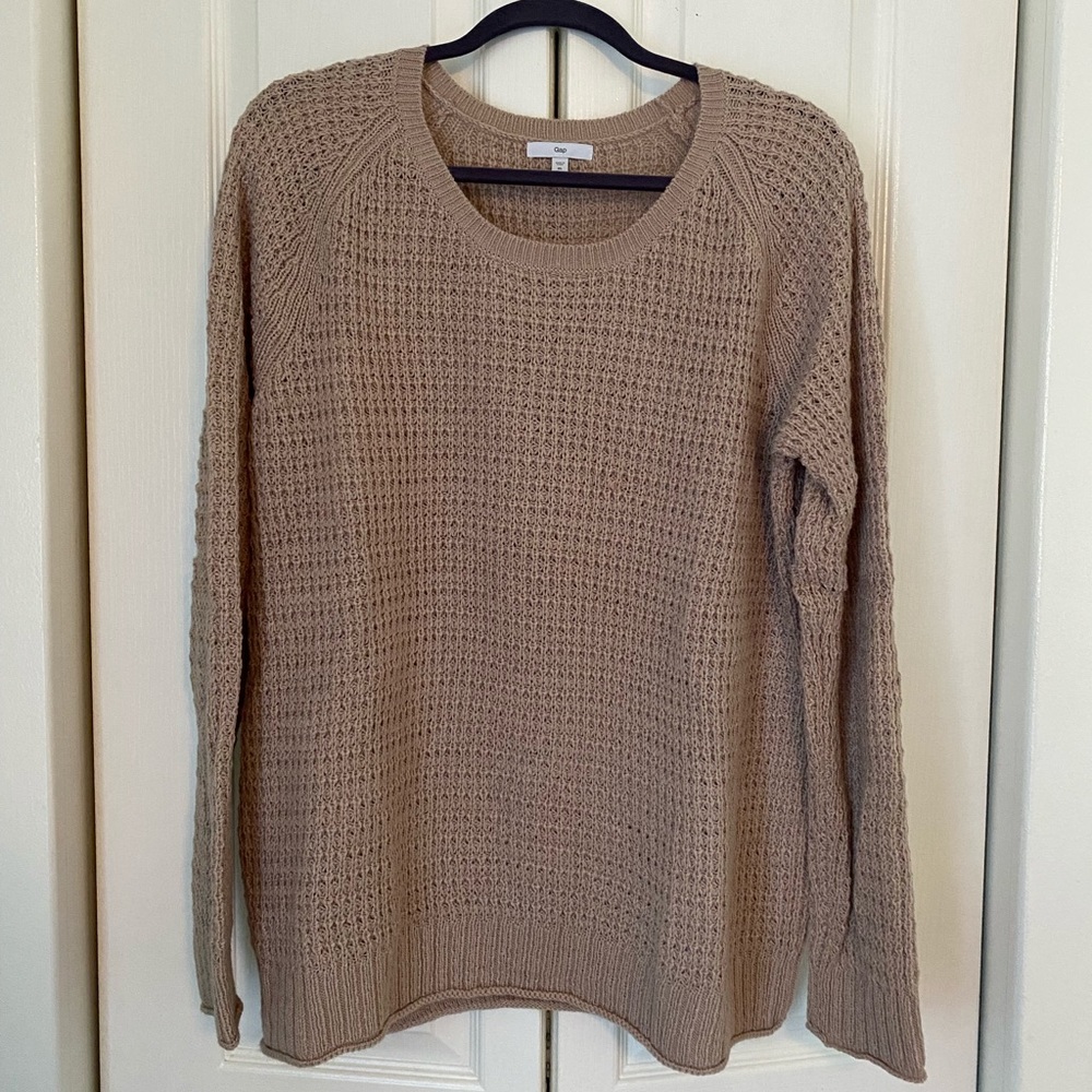 Gap Women’s Tan Sweater size XL
